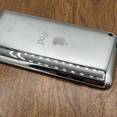 Apple iPod Touch 4th Gen 32GB Black Silver MP3 Player Model A1367