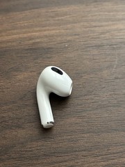 Apple AirPods 3rd Generation White w/ MagSafe Charging Case