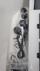 SIIG 1×8 HDMI Splitter Extender Over Cat6 Cables w/Loopout IR, ARC, RS232