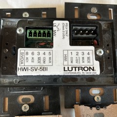 Lot of 4 – LUTRON Homeworks 6 Button with R/L ST-NB-NONE