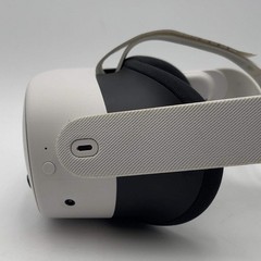 Meta Quest 3S 128GB Standalone All-in-One VR Headset SK-1000253-01