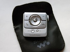 Sony Ericsson Bluetooth Music Handsfree HBM-30 with Memory Stick Duo 64MB