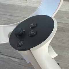 Genuine Oculus Meta Quest 2 VR Controller – RIGHT Hand ONLY LX39EM