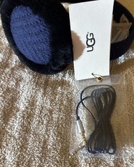 UGG WIRED EARMUFFS TEXTURED KNIT NAVY & BLACK NEW IN BOX WITH TAGS