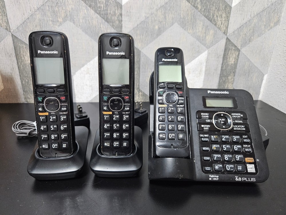 Panasonic KX-TG6641 Cordless Phone System Answering Machine 2 Handsets DECT 6.0+