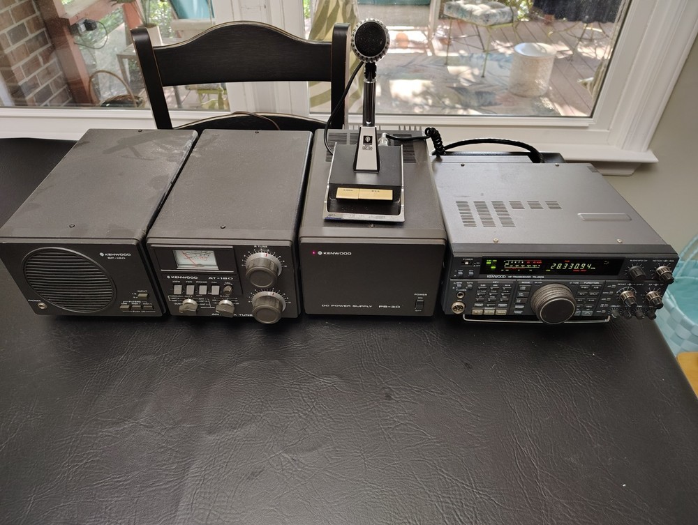 ham radio kenwood ts 4500 at180 tuner ps30 power suppy ps30 speaker sp180 mic