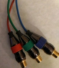 HIGH DENSITY HD15 MALE VGA TO 3 FEMALE RCA CONNECTORS (RGB) NEW IN BAG CALRAD