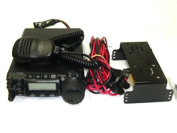 Yaesu FT-857DS HF/VHF/UHF All Mode Mobile Transceiver Working Tested