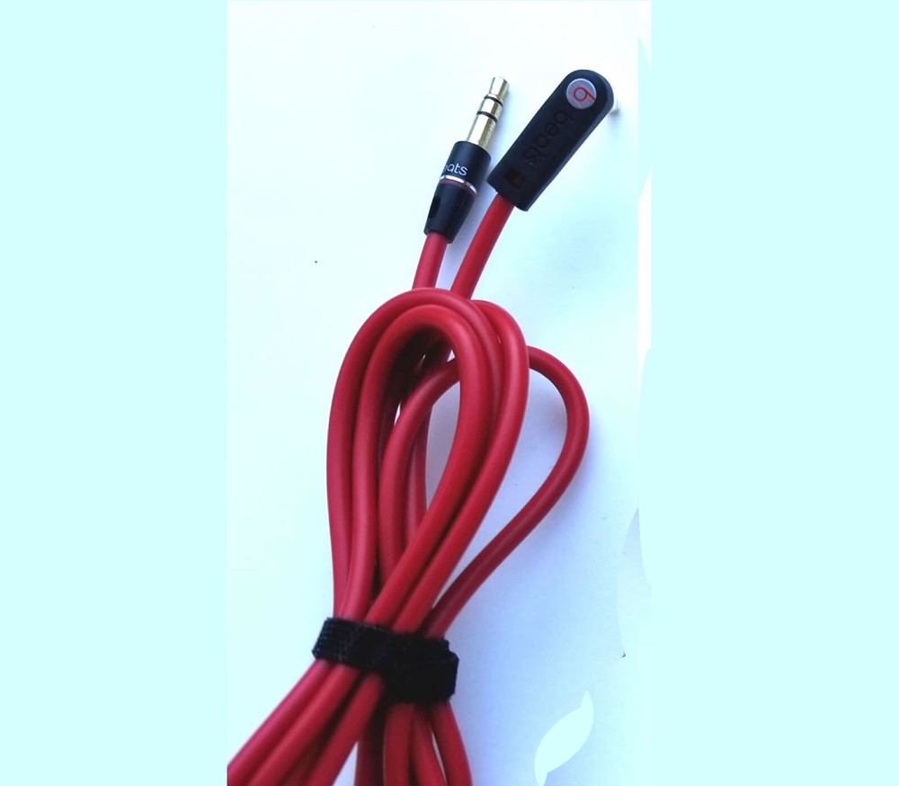 1 pc. 3.5mm Audio CABLE for Beats STUDIO, SOLO, DETOX, PRO EXECUTIVE Headphones
