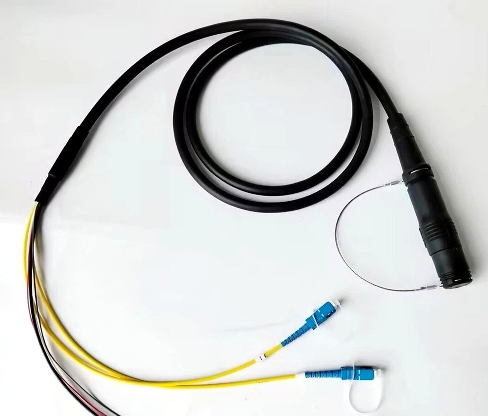 FUW Breakout SMPTE Camera Cable to 2 SC Fibers+2 Power +2 Signal Wire