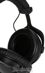 Beyerdynamic DT 770 Pro 32 ohm Closed-back Studio Mixing Headphones