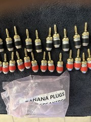 Mediabridge Banana Plugs Corrosion Resistant 24k Gold Plated Connectors 28 Piece