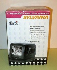 VTG White Spectra Portable 5.5″ Black 7 White TV Radio Model 58-BWR Works in Box