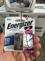 Energizer Ultimate Lithium 9V Block Battery 1-Pack L522BP 10 Year Shelf Life