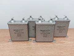 4pcs. Paper MBGCH-1 – 0.5uF 500V PIO PAPER IN OIL Capacitors / NOS NEW