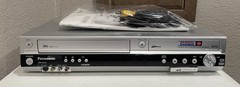 Panasonic DMR-ES35V VHS DVD Recorder Combo with Power Cord & Remote FOR PARTS