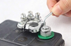 2Pcs Auto Battery Terminal Connectors Quick Release Clamp Set Easy Disconnect