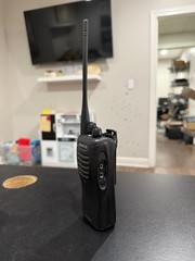 Kenwood TK-3402U-K UHF FM Transceiver Two-Way Radio w/ Charging Base