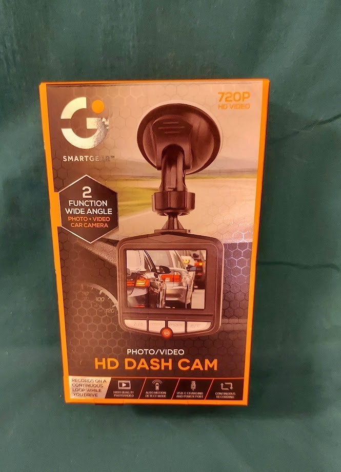 Smartgear Photo/Video HD Dash Cam (8GB Memory Card Included) NEW