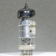 Telefunken EF804 O-Getter Silver Plate Painted Tip Diamond Mark on Bottom Strong