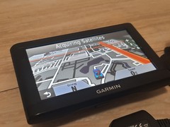 Garmin Nuvi 52LM 5-inch Screen GPS with Lifetime 2026 Maps