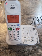 VTech SN5127 90dB Ringer Amplified Cordless Senior Phone with Answering Machine