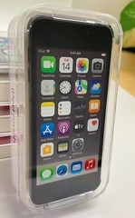 New Apple iPod Touch 7th Generation 256GB Gray MP3 – Sealed Retail box – Gift