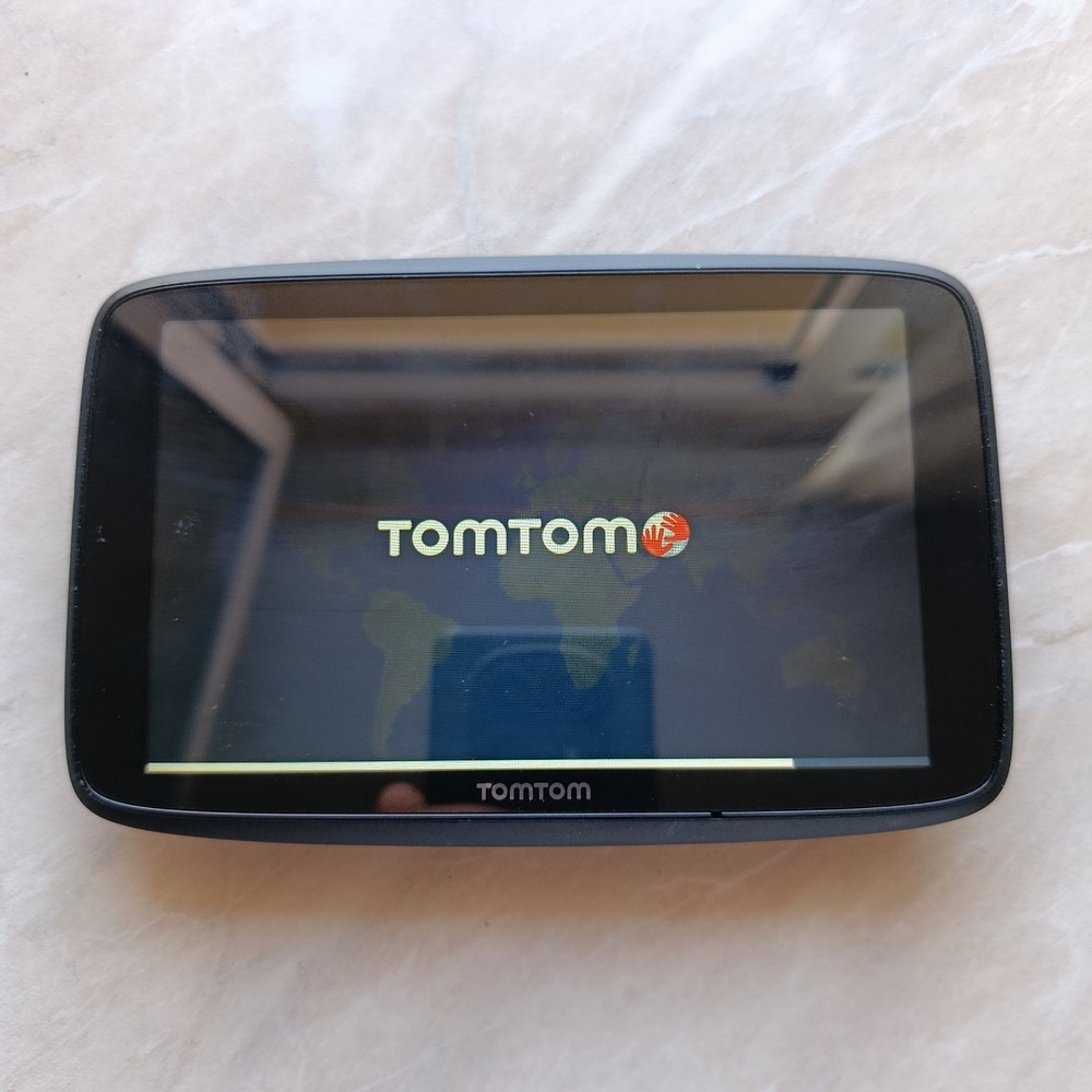 TomTom Go 620 4PN60 6″ Portable GPS System Wi-Fi Used Europe Map Updated