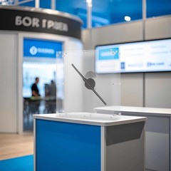 Energy-Efficient HD Holographic Display – Ideal for Businesses & Advertising