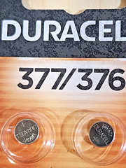 2 x Fresh carded Duracell 377 376 Silver Oxide Watch Battery SR626SW SR626W