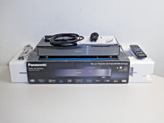 Panasonic DMR-BST940 3D Blu-ray Recorder / 2TB HDD in original packaging,…