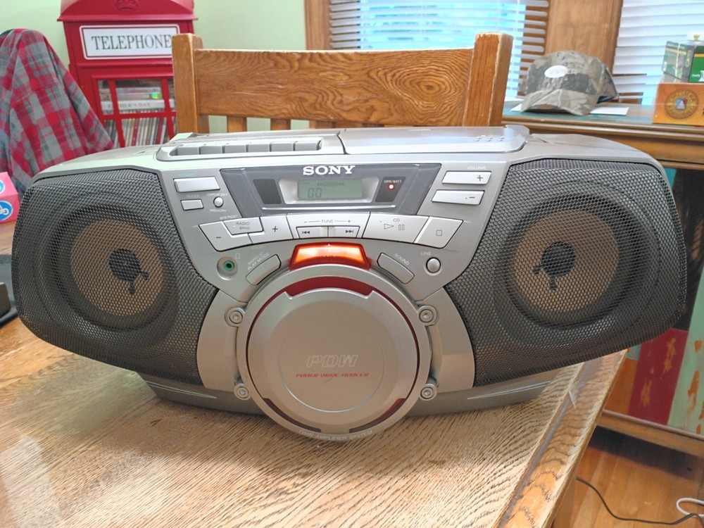 Sony CFD-G30 Stereo Boombox CD Cassette AM/FM Radio Tested! Works! Awesome Unit!