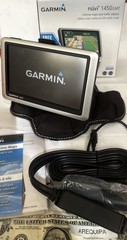 Garmin nüvi 1450 LMT GPS Navigator Lifetime Maps W/beanbag Dash Mount 5” bundle