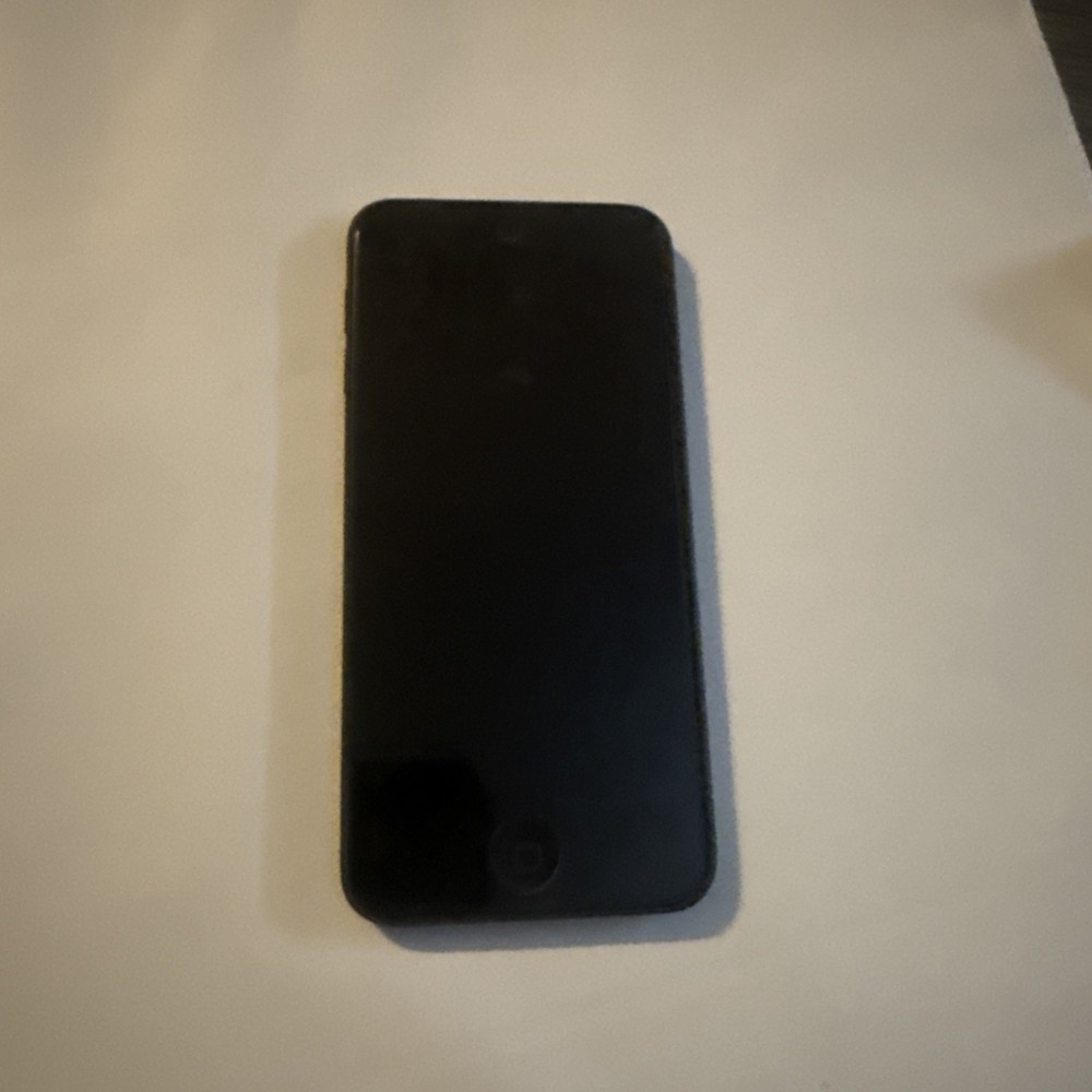Apple A2178 Apple A2178 iPod Touch (7th Generation) 32GB – Space Gray