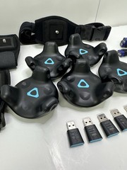 VR Full Body Tracking 5 x Vive 2.0 Trackers, New Straps, USB Splitter, Dongles