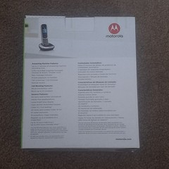 NEW MOTOROLA CD4011 CORDLESS TELEPHONE CALLER ID/ANSWERING MACHINE SILVER BLACK