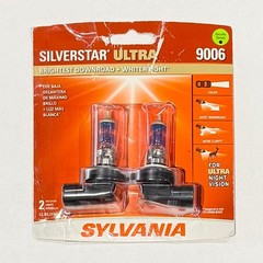 Sylvania 9006 SilverStar ULTRA Halogen Headlight Bulbs 2-Pack