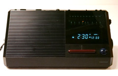 Proton AM/FM Dual Alarm Clock Radio Model RS-325 Vintage Retro 90s Tested Works