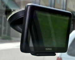 TomTom GO 2535M LIVE GPS Navigator Set 5″ LCD USA/Canada/Mexico Car Auto Screen