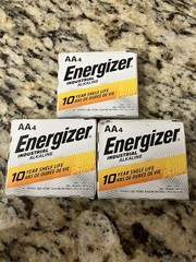 12 Energizer Industrial AA Alkaline Batteries (EN91, LR6)