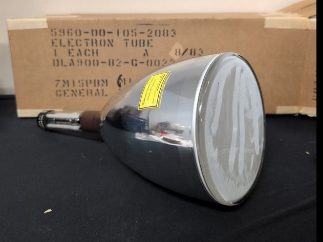 7M15PBM – M1389 16″x7″ Flectron Tube GENERAL ATRONICS Corp. MAGNAVOX – NOS