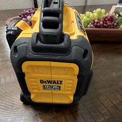 DEWALT 12V/20V Lithium Ion Bluetooth Jobsite Speaker, Yellow/Black