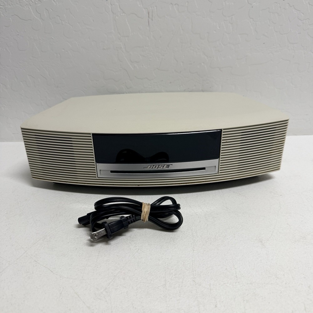 Bose Wave Music System (no remote) – White – With Power Cord TESTED WORKING