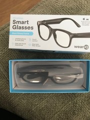 New WeariQ Wireless Bluetooth Smart Shiny Black Open Box