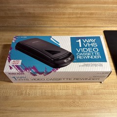 RadioShack VHS Rewinder w/ Auto Stop, Black Model 44-1200 w/ box TESTED