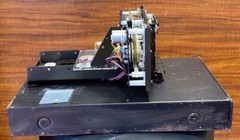 NAKAMICHI UNIDIRECTIONAL AUTO REVERSE SYSTEM DEMO UNIT- NOT WORKING FOR PARTS.