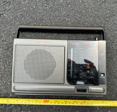 Tested- Works! Emerson AM/FM/TV Radio ( Ac power Or Battery) AR2460