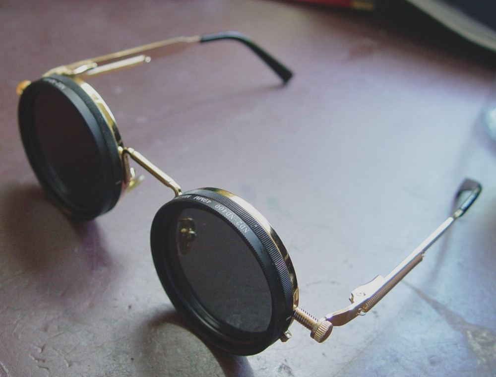 JOLLYNOVA Adjustable Tint Sunglasses Black with Gold Frame New