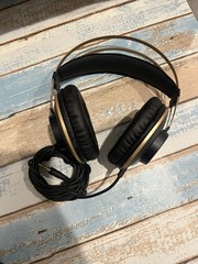 Genuine AKG K92 Over-Ear Closed-Back Monitor Studio Stereo Headphones Black/Gold