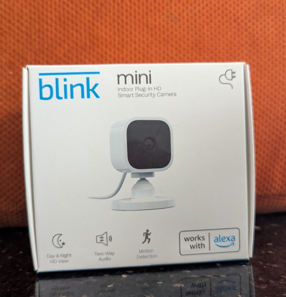 Blink Mini Compact indoor plug-in smart security camera 1080p HD